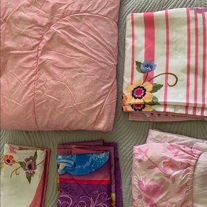 Disney princess comforter 5 piece set